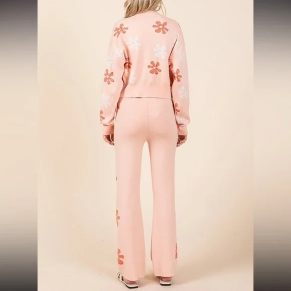 Flower Sweater Set - Picture 6 of 7